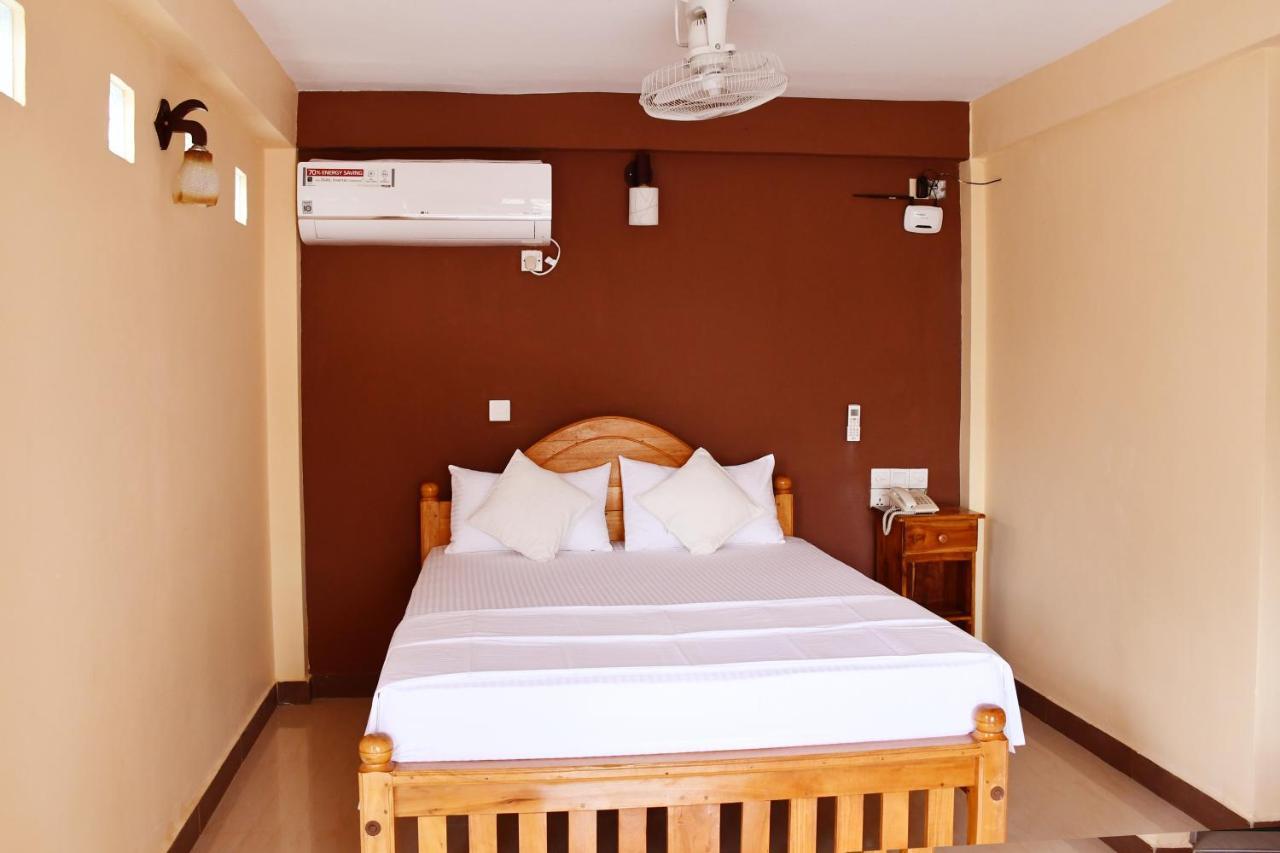Bluewater Beach Resort Trincomalee Eksteriør billede
