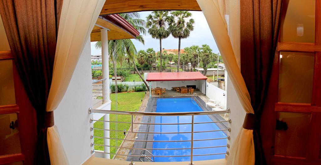 Bluewater Beach Resort Trincomalee Værelse billede