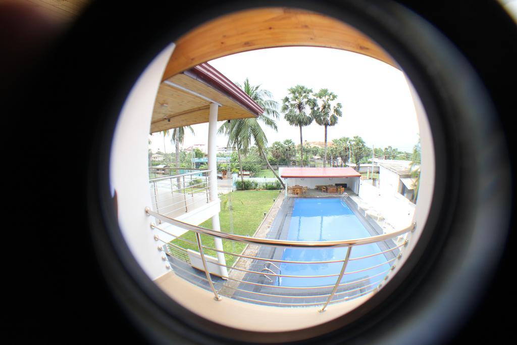 Bluewater Beach Resort Trincomalee Værelse billede
